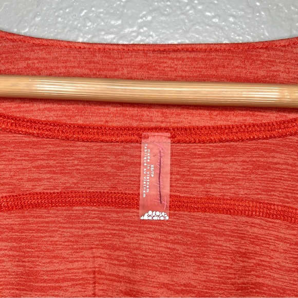 Free People Movement Orange V-Neck Long Sleeve Pullover Size XS - Picture 2 of 4
